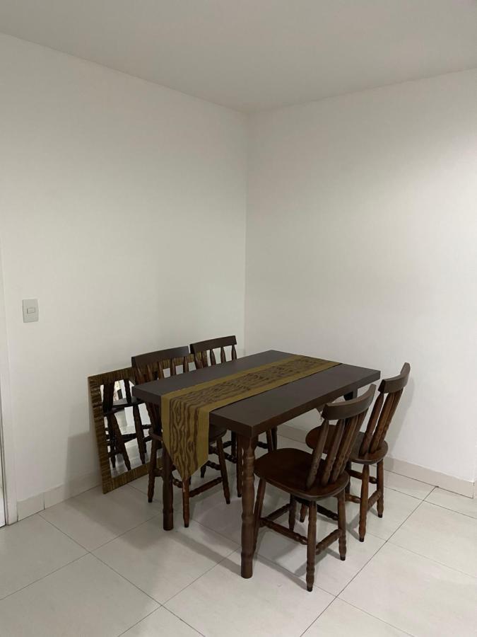 Apartamento Com Varanda E Piscina Cabo Frio Exterior photo